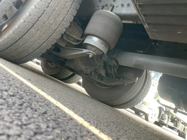 日野 プロフィア 2DG-FR1AHC(2WD)の写真27