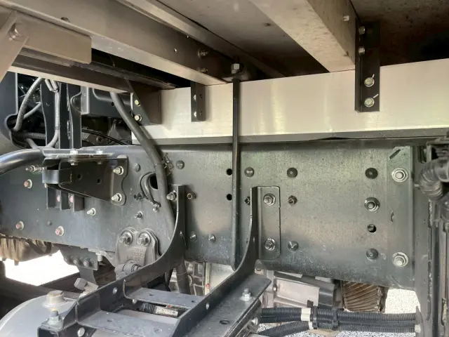 日野 プロフィア 2DG-FR1AHC(2WD)の写真29