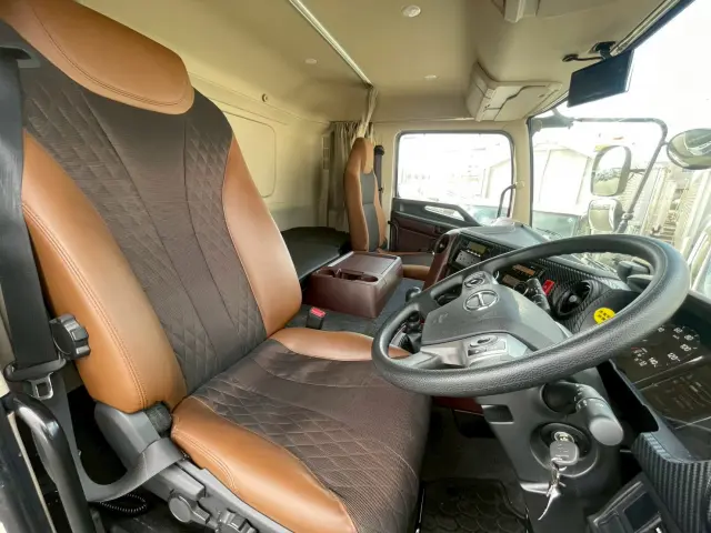 日野 プロフィア 2DG-FR1AHC(2WD)の写真36