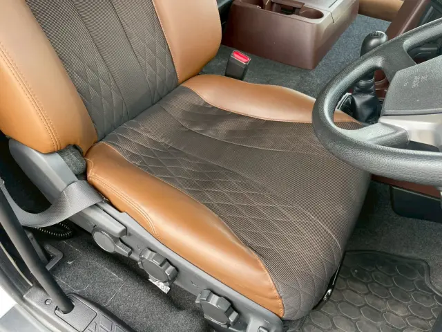 日野 プロフィア 2DG-FR1AHC(2WD)の写真37