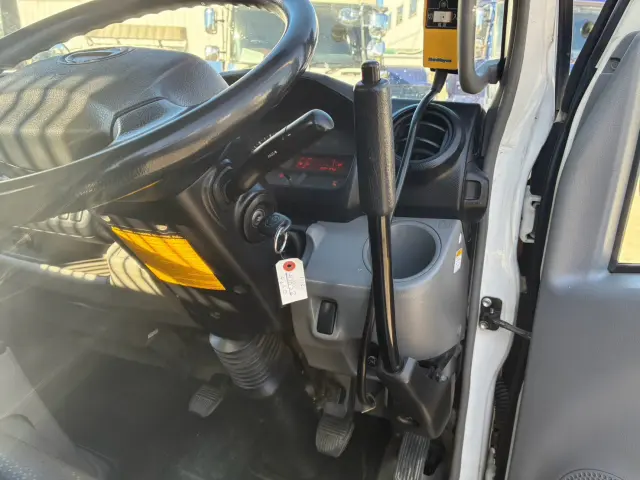 日野 デュトロ TKG-XZU620T(2WD)の写真34