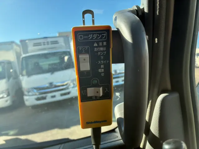 日野 デュトロ TKG-XZU620T(2WD)の写真38