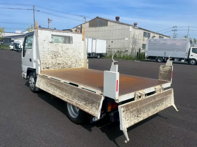 いすゞ エルフ 2RG-NJR88AD(2WD)の写真20