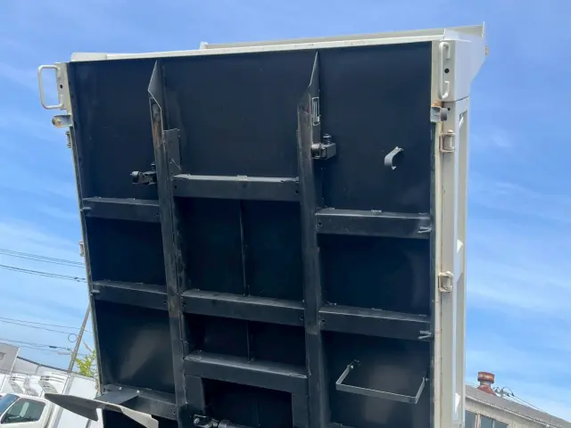 いすゞ エルフ 2RG-NJR88AD(2WD)の写真22