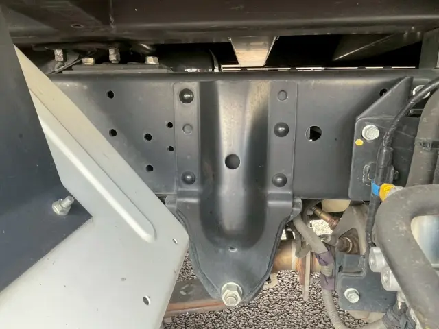 いすゞ エルフ 2RG-NJR88AD(2WD)の写真34