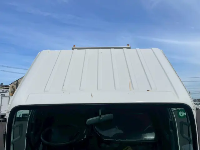 いすゞ エルフ 2RG-NJR88AD(2WD)の写真37