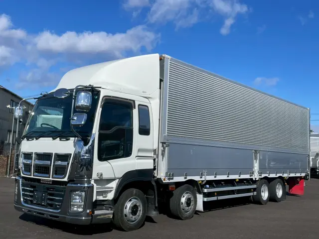 いすゞ ギガ QKG-CYJ77A(8x4)の写真7