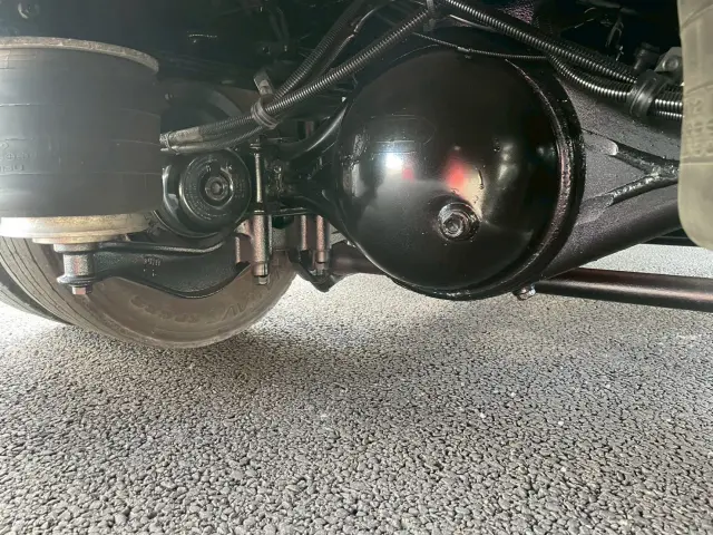 いすゞ ギガ QKG-CYJ77A(8x4)の写真36