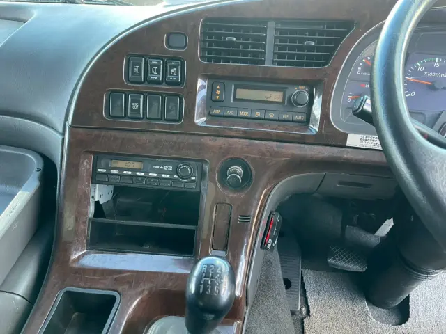 いすゞ ギガ QKG-CYJ77A(8x4)の写真44