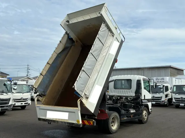 いすゞ フォワード 2RG-FTR90U2(2WD)の写真14