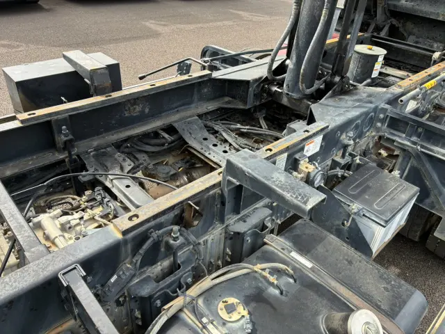いすゞ フォワード 2RG-FTR90U2(2WD)の写真23