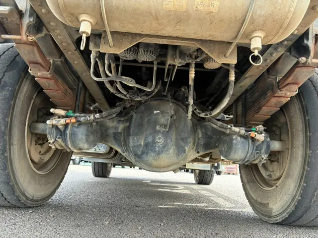 いすゞ フォワード 2RG-FTR90U2(2WD)の写真38