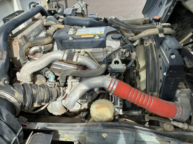いすゞ フォワード 2RG-FTR90U2(2WD)の写真39