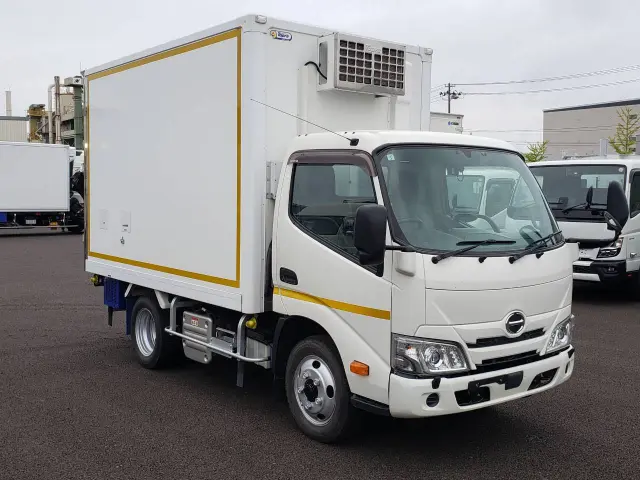 日野 デュトロ 2KG-XZU675M(4WD)の写真3