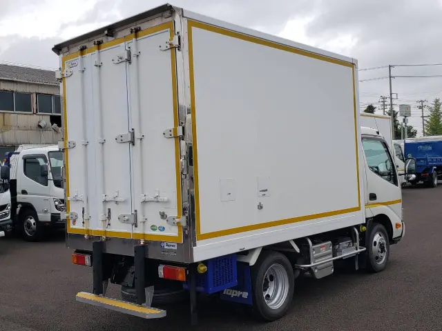 日野 デュトロ 2KG-XZU675M(4WD)の写真4