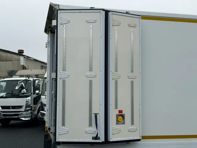 日野 デュトロ 2KG-XZU675M(4WD)の写真18