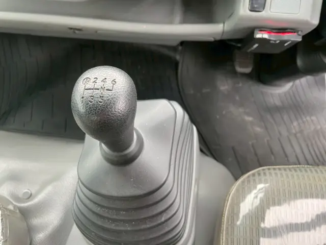 日野 デュトロ TKG-XZU710M(2WD)の写真42