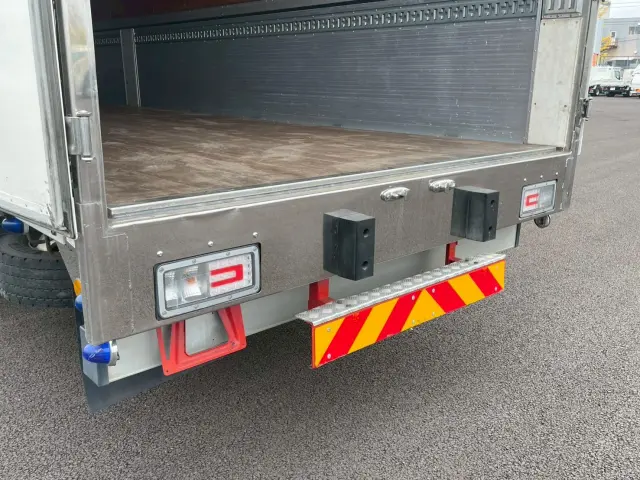 日野 プロフィア 2DG-FW1AHG(8x4)の写真15