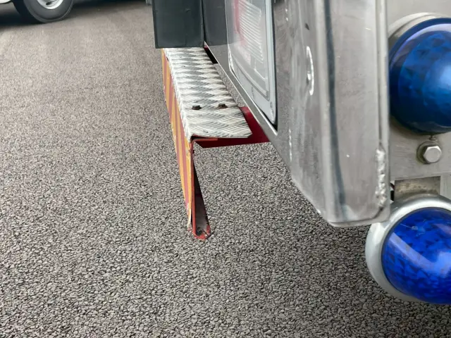 日野 プロフィア 2DG-FW1AHG(8x4)の写真16