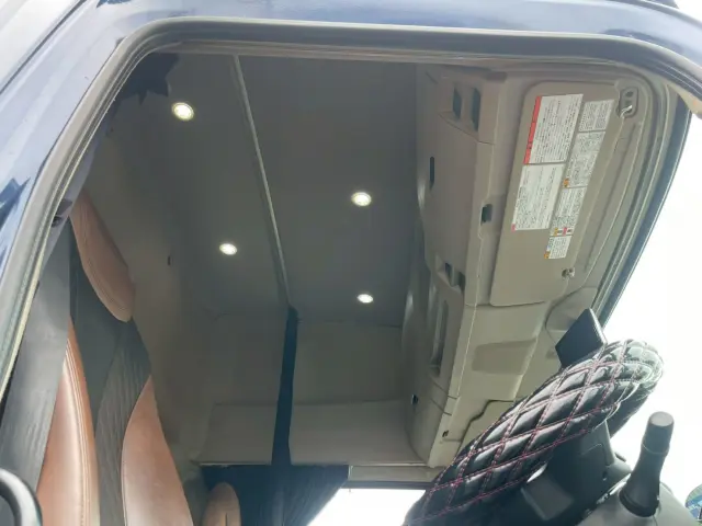 日野 プロフィア 2DG-FW1AHG(8x4)の写真31