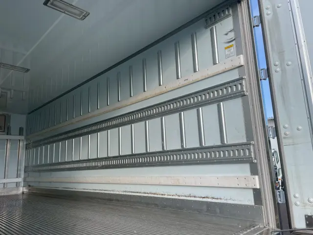 日野 レンジャー 2KG-FD2ABG(2WD)の写真10