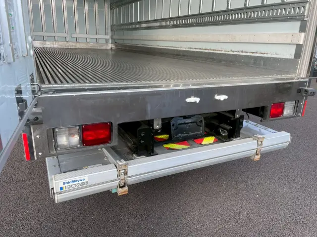 日野 レンジャー 2KG-FD2ABG(2WD)の写真14