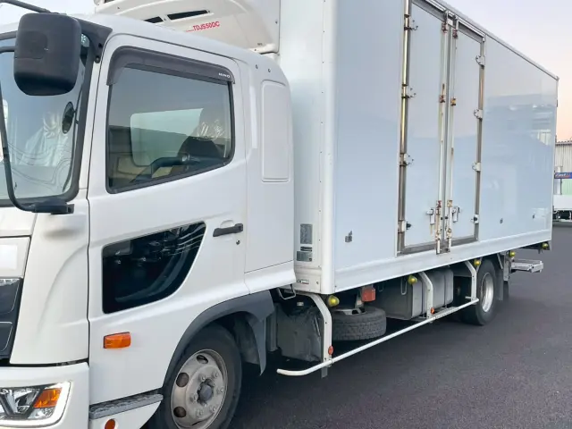 日野 レンジャー 2KG-FD2ABG(2WD)の写真21