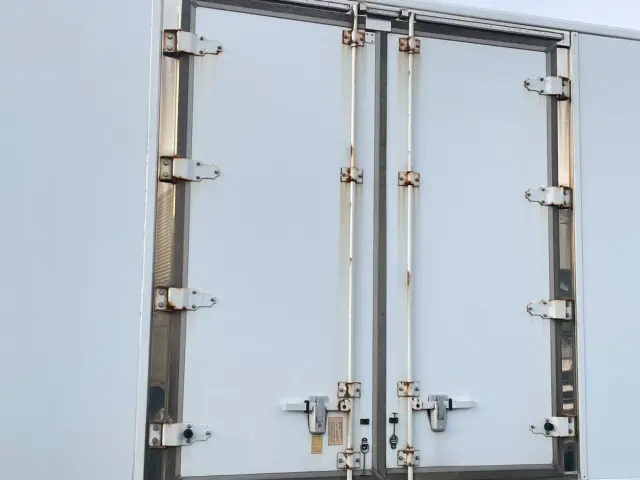 日野 レンジャー 2KG-FD2ABG(2WD)の写真22