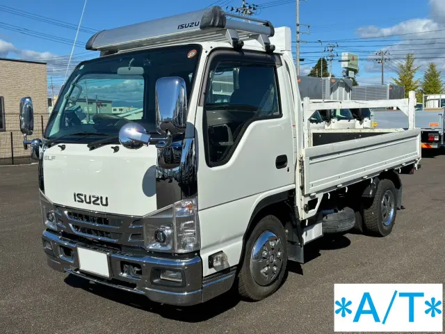 いすゞ エルフ 2RG-NJR88A(2WD)の写真1