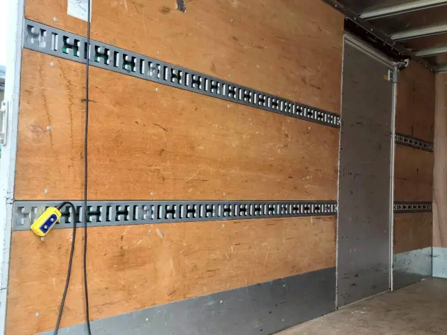 日野 デュトロ 2RG-XZU650M(2WD)の写真11