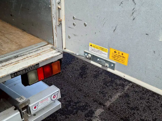 日野 デュトロ 2RG-XZU650M(2WD)の写真15