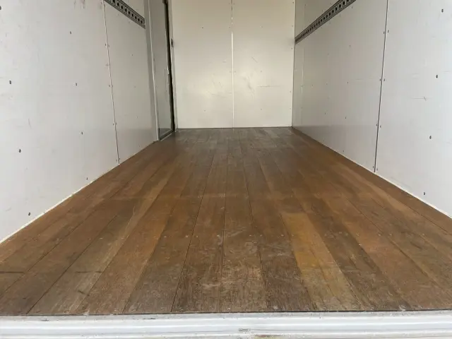 日野 デュトロ 2RG-XZU655M(2WD)の写真11