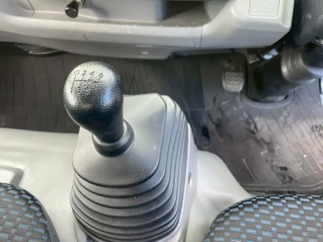 日野 デュトロ 2RG-XZU655M(2WD)の写真35