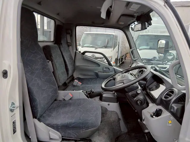 トヨタ ダイナ 2RG-XZU655(2WD)の写真25