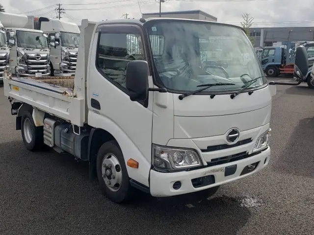 日野 デュトロ 2RG-XZC600T(2WD)の写真3