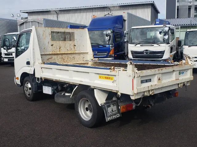 日野 デュトロ 2RG-XZC600T(2WD)の写真6