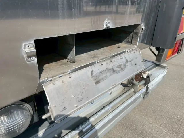 日野 プロフィア QPG-FR1AEXEJ(2WD)の写真19