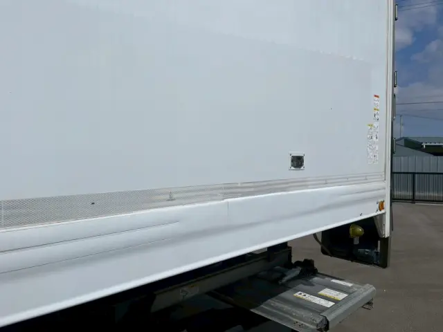 日野 プロフィア QPG-FR1AEXEJ(2WD)の写真23