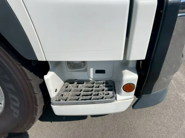 日野 プロフィア QPG-FR1AEXEJ(2WD)の写真30