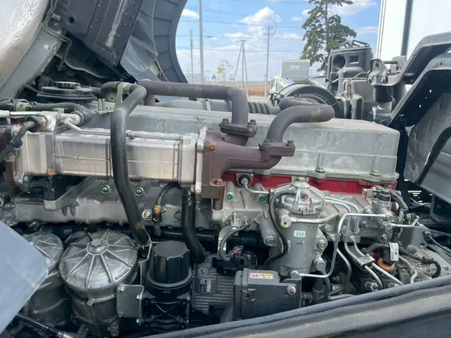 日野 プロフィア QPG-FR1AEXEJ(2WD)の写真40