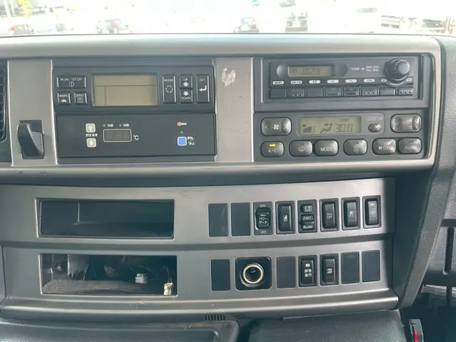 日野 プロフィア QPG-FR1AEXEJ(2WD)の写真45