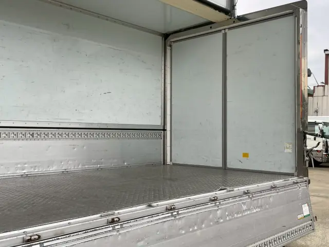 日野 レンジャー 2KG-FD2ABA(2WD)の写真17