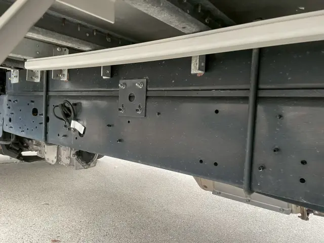 日野 レンジャー 2KG-FD2ABA(2WD)の写真31