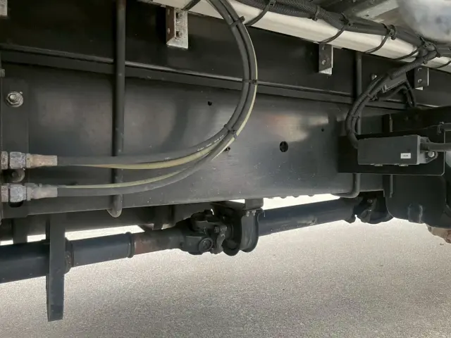 日野 レンジャー 2KG-FD2ABA(2WD)の写真32