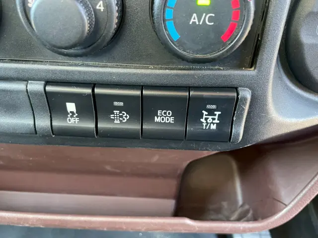 日野 レンジャー 2KG-FC2ABA(2WD)の写真38