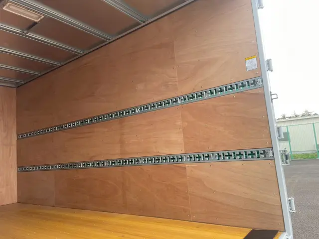 日野 デュトロ 2KG-XZU712M(2WD)の写真17