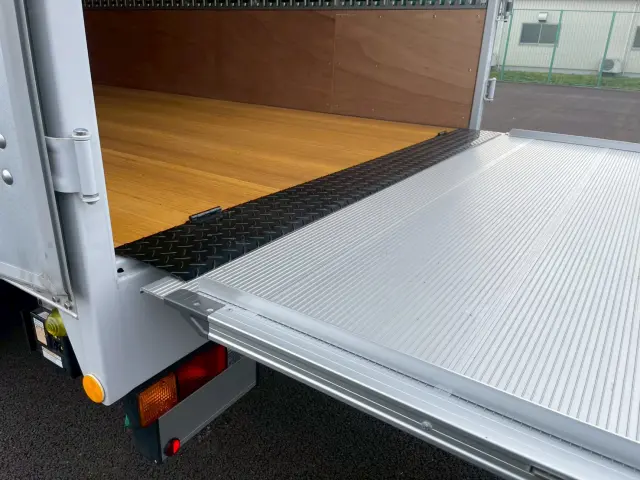 日野 デュトロ 2KG-XZU712M(2WD)の写真18