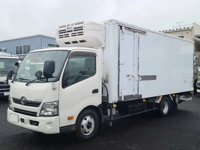 トヨタ ダイナ 2KG-XZU720(2WD)の写真1