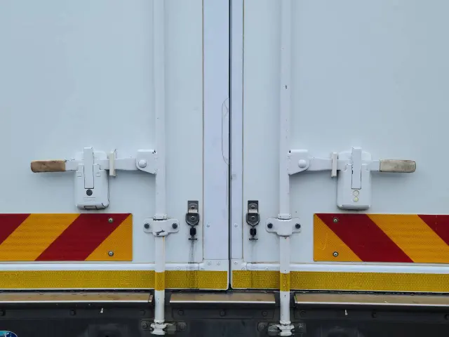 トヨタ ダイナ 2KG-XZU720(2WD)の写真22