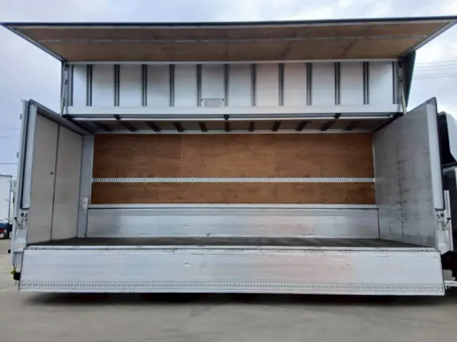 日野 レンジャー 2PG-FD2ABG(2WD)の写真14